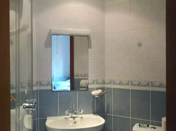 ペンション Granville Guest House