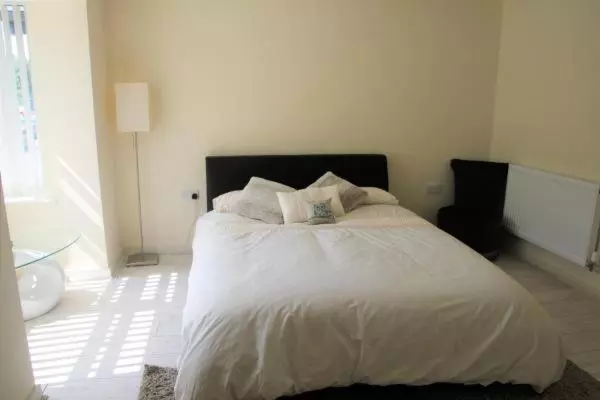 ペンション Quiet House Beside Stansted Airport