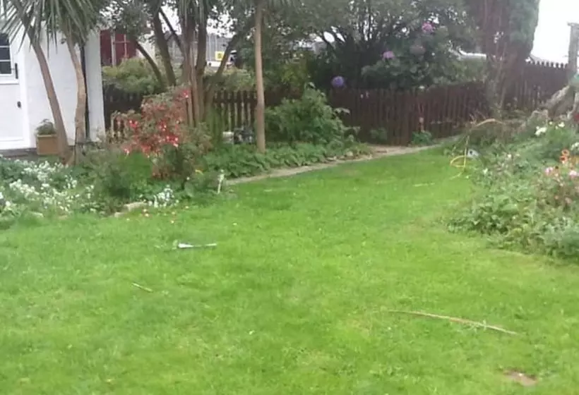 Lovely 3 Bed Annex Located On A Working Farm