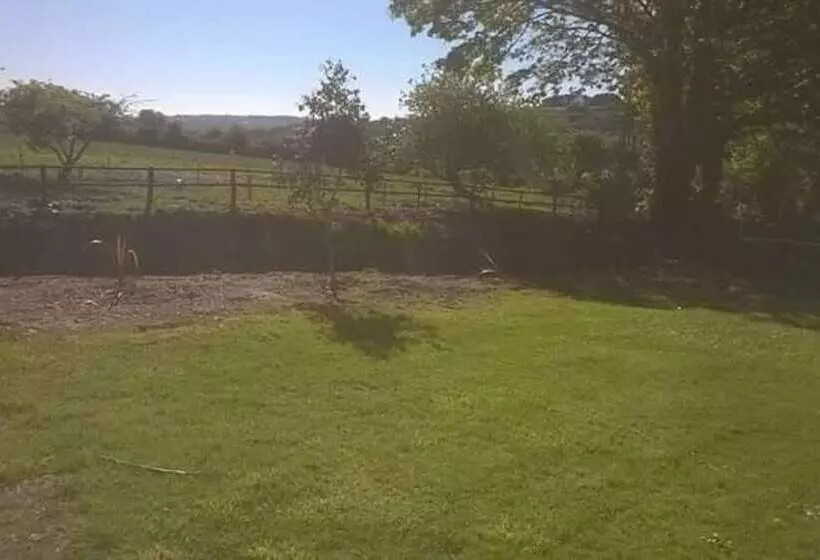 Lovely 3 Bed Annex Located On A Working Farm