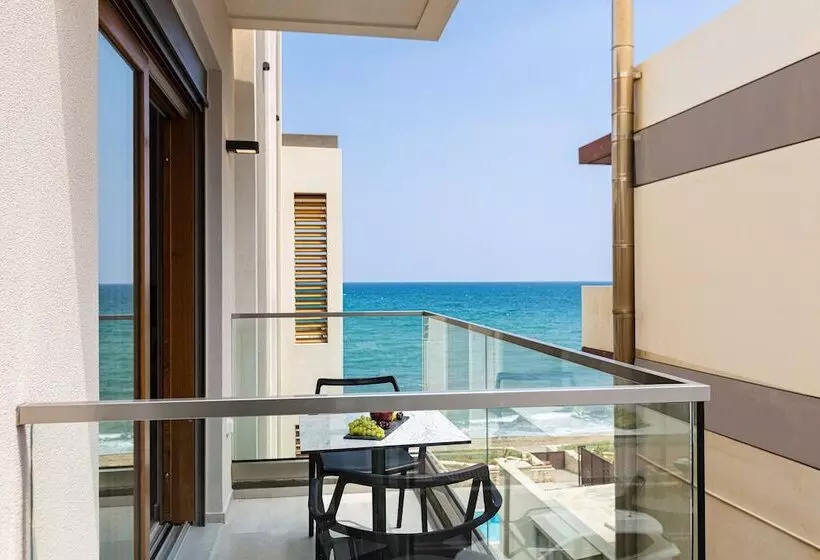 North Coast Seaside Suites