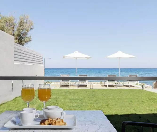North Coast Seaside Suites