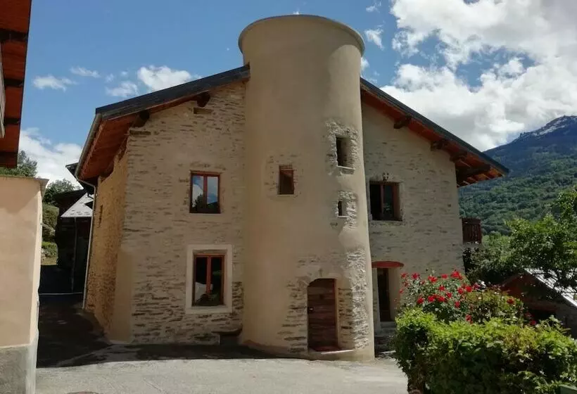 Majatalo Chambres D Hôtes   A La Bouge Hôtes