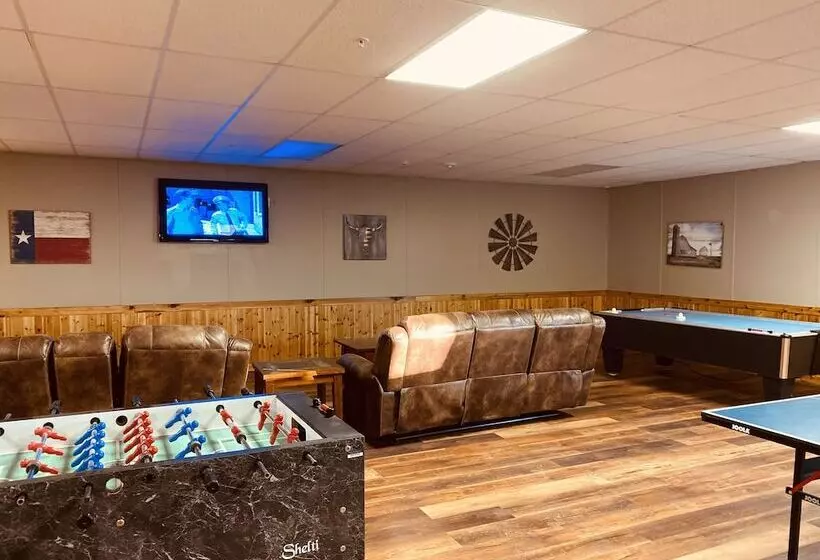 Hotelli Target Hospitality Odessa West Lodge