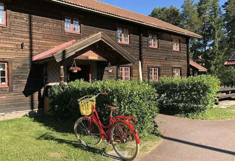 Rättviksgårdens Vandrarhem   Hostel