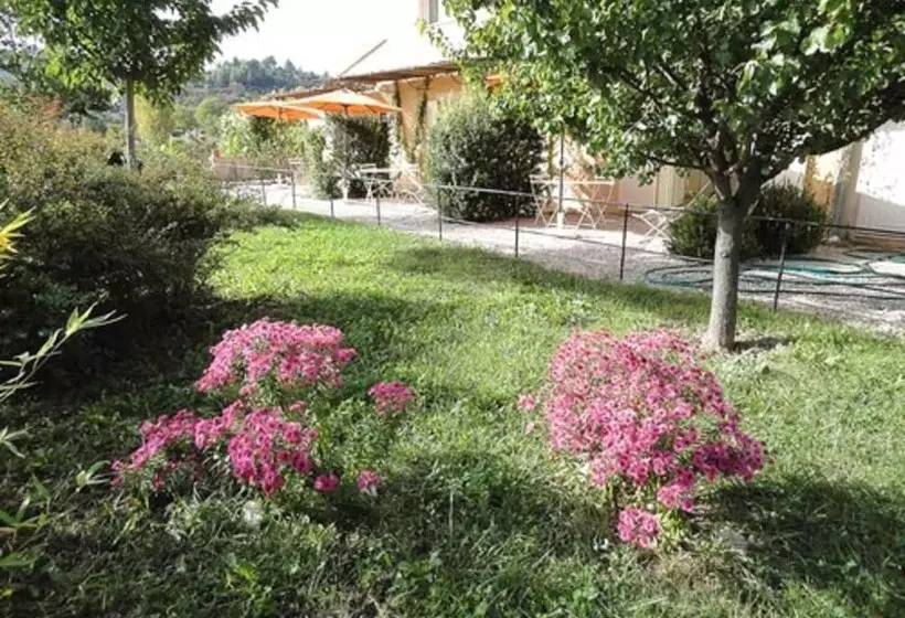 Aamiaismajoitus (B&B) Le Mas Du Loup