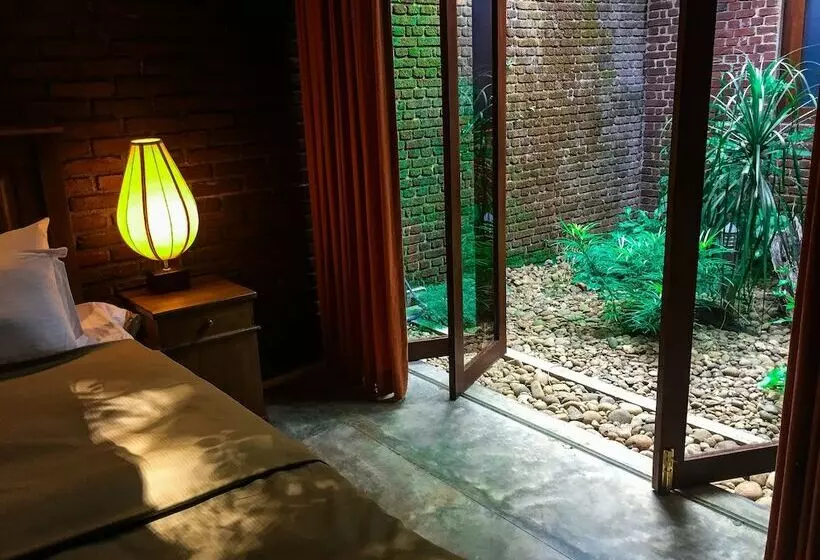 هتل Arsulana Eco Lodge & Ayurveda Spa