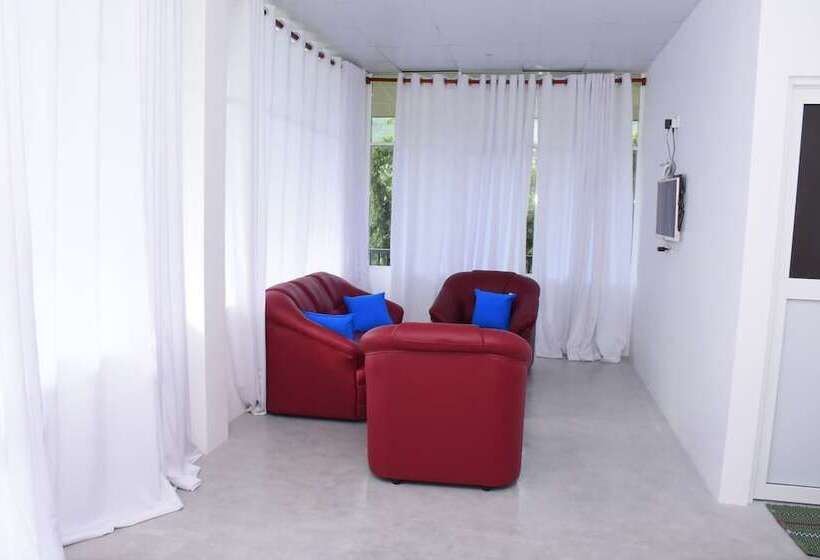 هتل Castlereagh Summer House