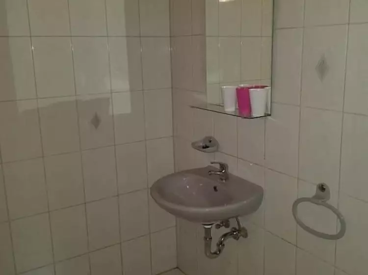 Majatalo Landgasthof Zur Schwärzenburg   Familie Zwicknagl