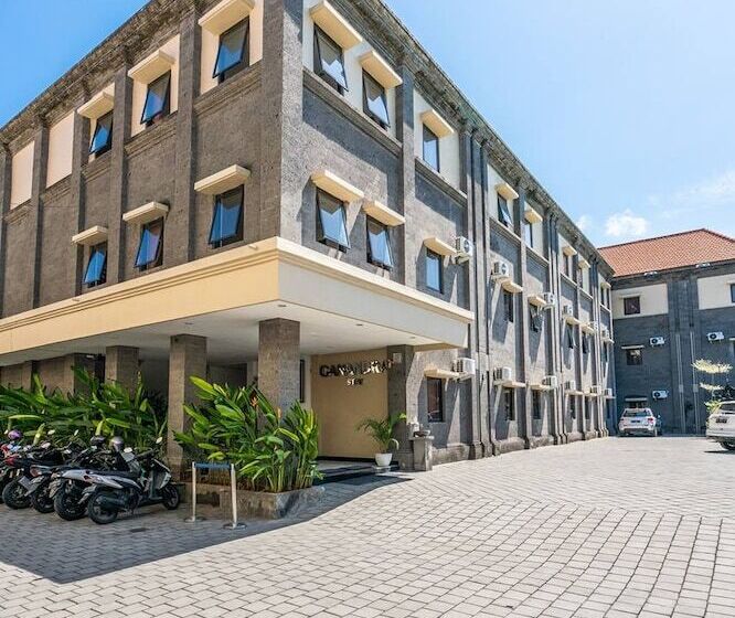 호텔 Ganandra Stay Denpasar