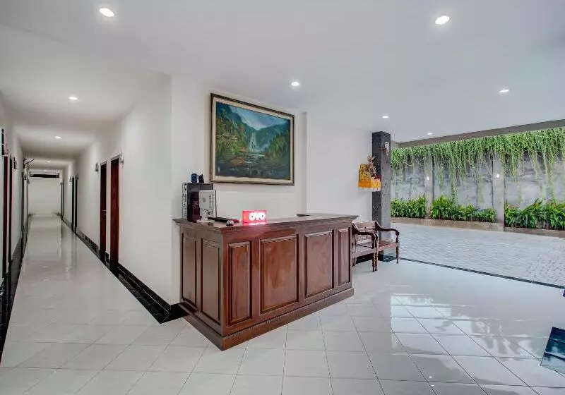 ホテル Ganandra Stay Denpasar