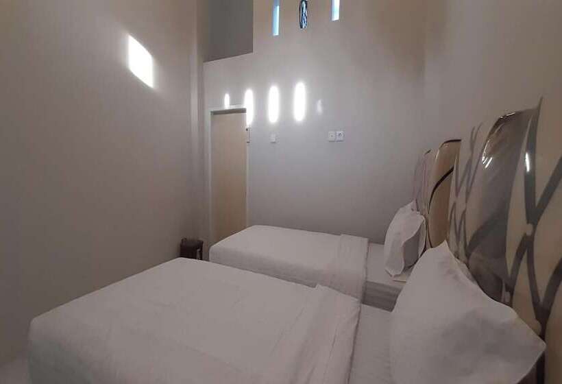 فندق Oyo 3414 Gurita Residence Syariah