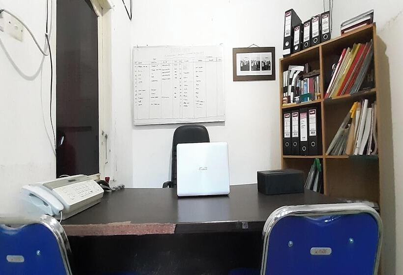 فندق Oyo 3414 Gurita Residence Syariah