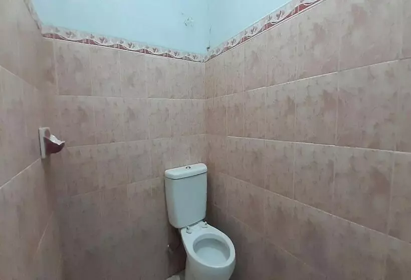 هتل Oyo 3414 Gurita Residence Syariah