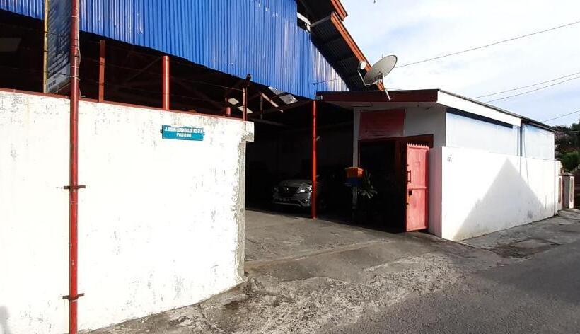 فندق Oyo 3414 Gurita Residence Syariah