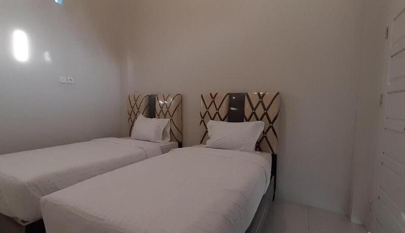 فندق Oyo 3414 Gurita Residence Syariah