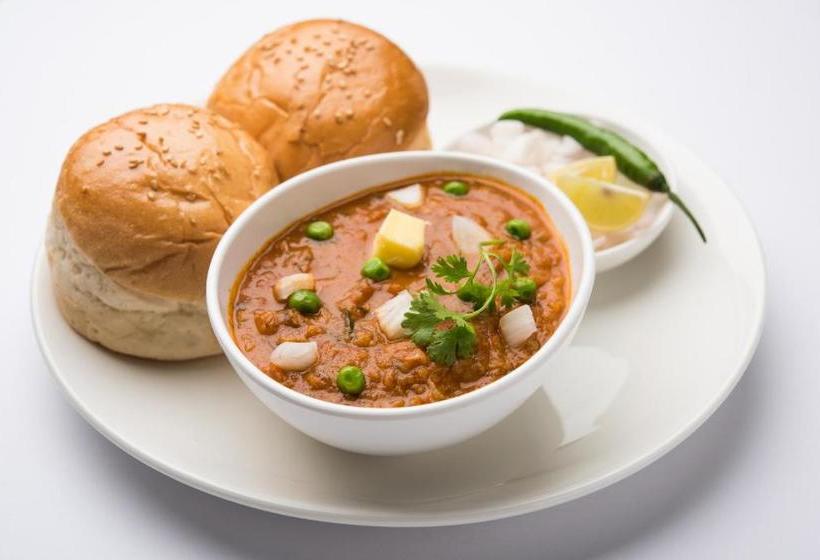 ホテル Oyo 72201 Gallops Resort