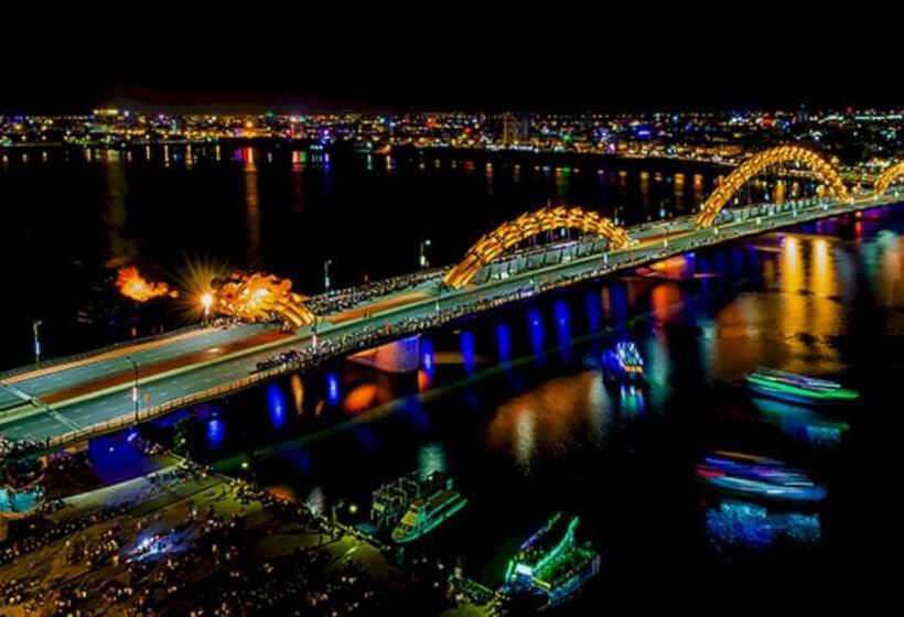 Spot On 1115 Romantic Motel