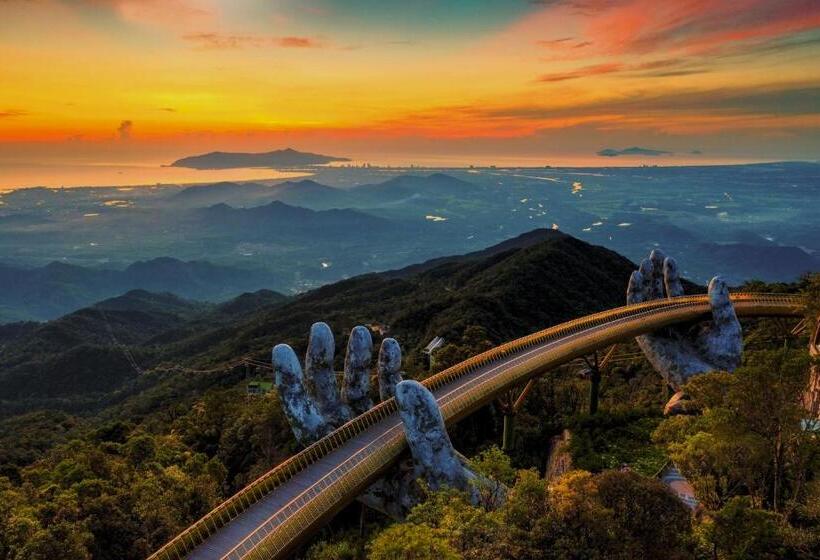 Spot On 1115 Romantic Motel