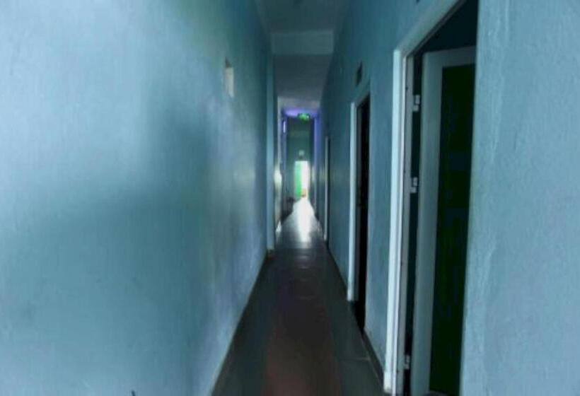 Spot On 1115 Romantic Motel