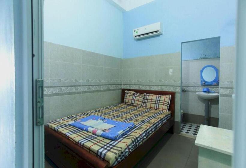 Spot On 1115 Romantic Motel