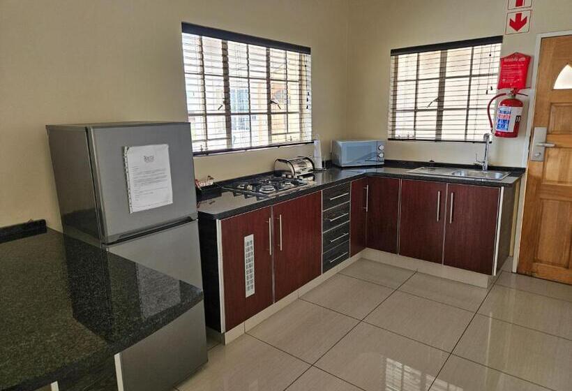 Booth Suite Hotel Mafikeng