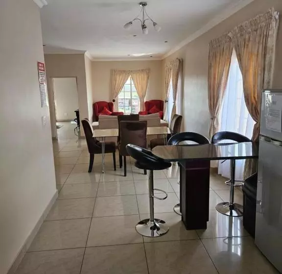 Booth Suite Hotel Mafikeng