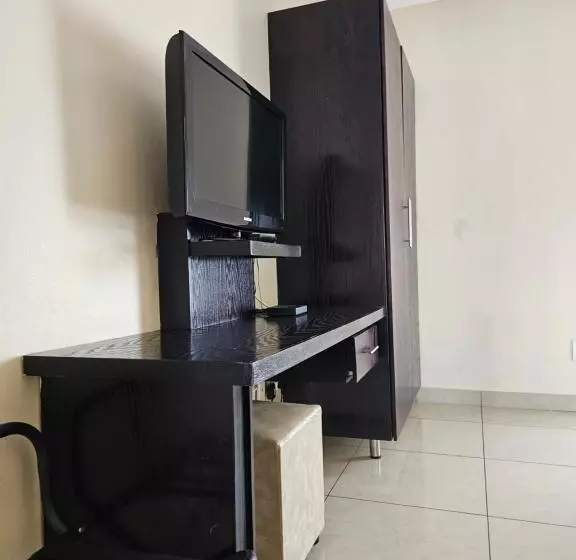 Booth Suite Hotel Mafikeng