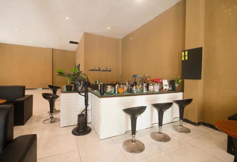 فندق Capital O 3327 Grand Tawiri