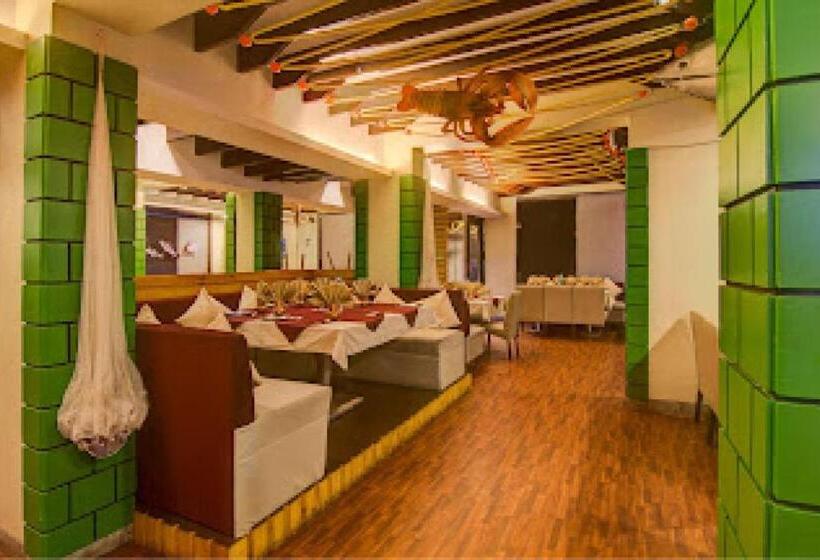 Hotel Collection O  Rr Boutique