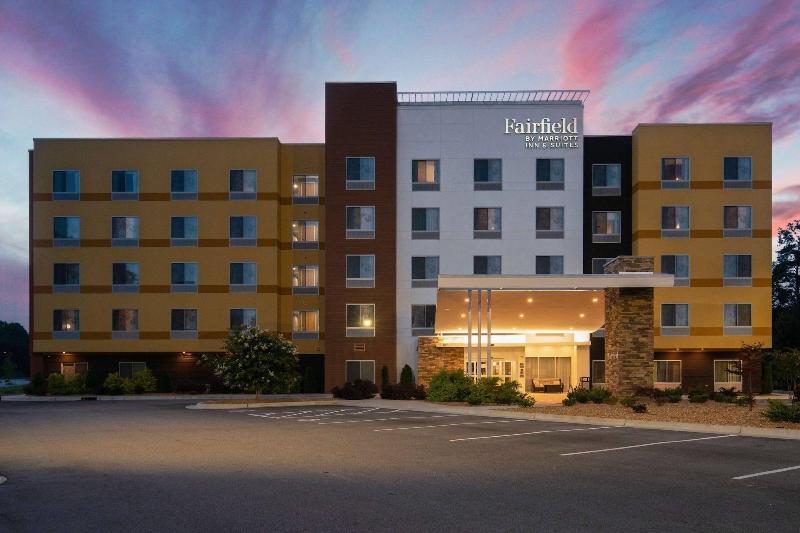 בית מלון כפרי Fairfield Inn & Suites Rocky Mount