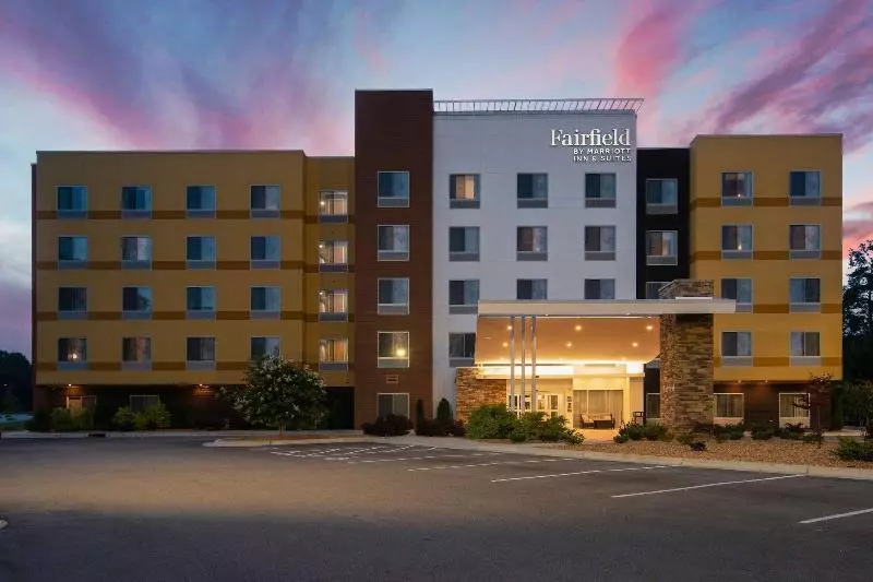 ホテル Fairfield Inn & Suites Rocky Mount