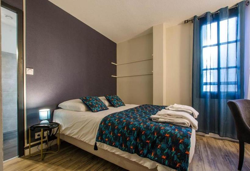 هتل L'atypic Hôtel Restaurant