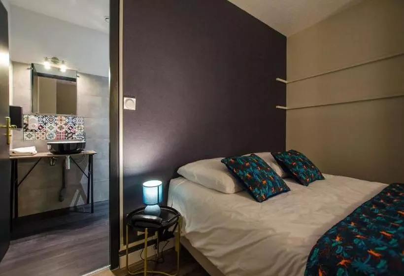 Hotelli L'atypic Hôtel Restaurant