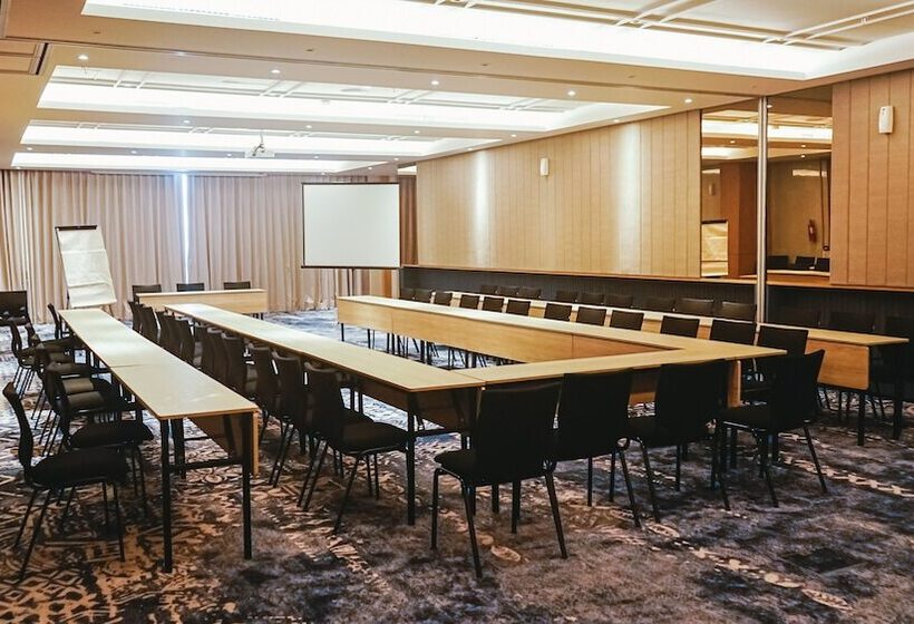 فندق Mercure Samarinda