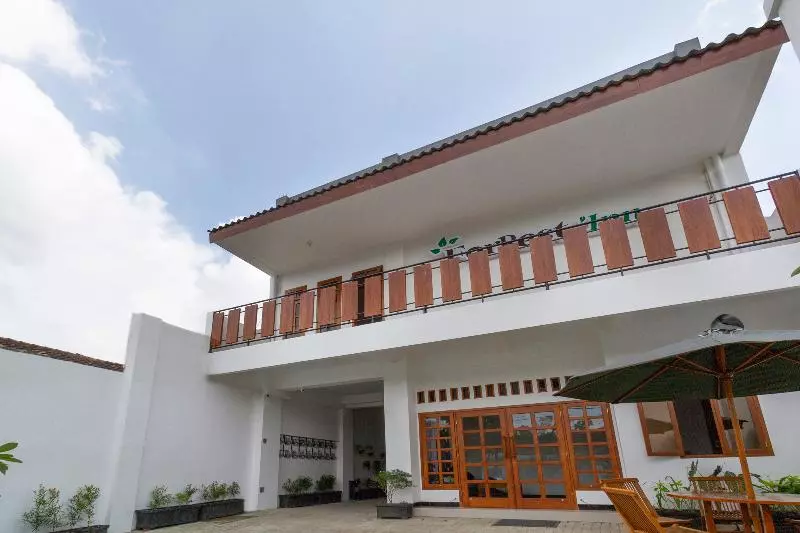 Hotelli Oyo 3309 Forrest’inn