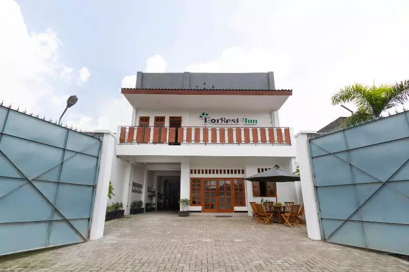 Hotelli Oyo 3309 Forrest’inn