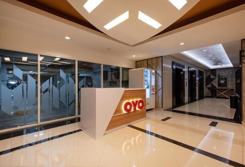 בית מלון כפרי Oyo 3390 Apartment Grand Kamala Lagoon Avenue