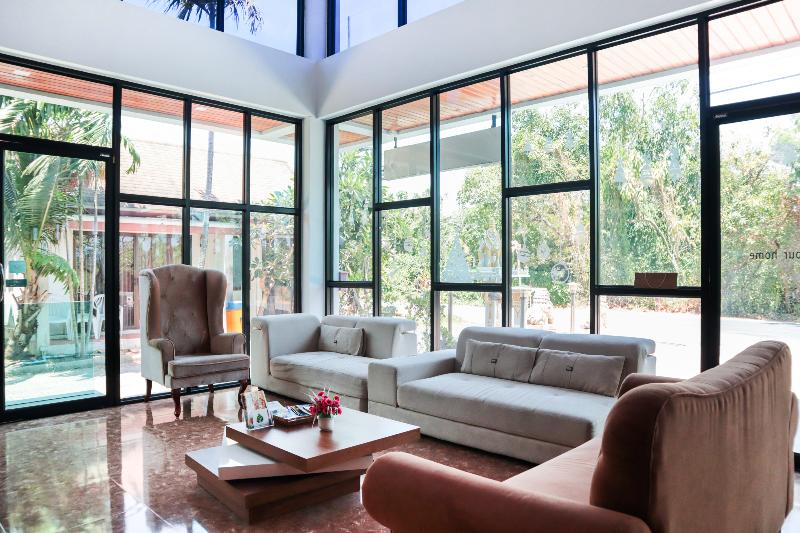 Hotelli Oyo 854 Baan Phuchalong