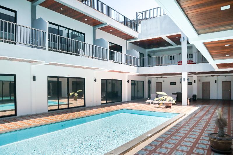 Hotelli Oyo 854 Baan Phuchalong