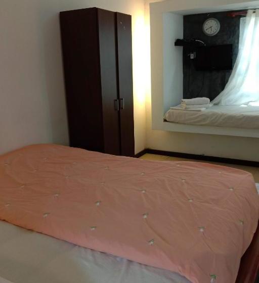 فندق Oyo 90047 Bangi Guest House
