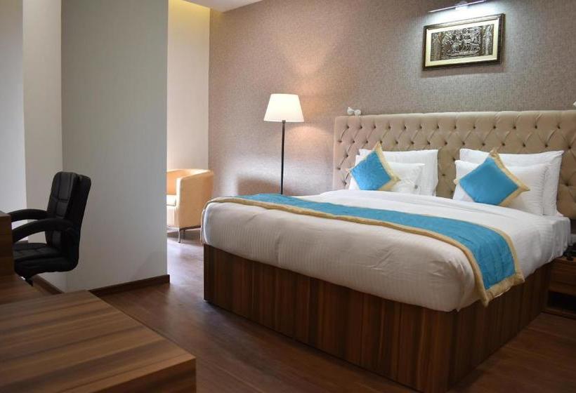 The Grand Hotel, Muzaffarpur