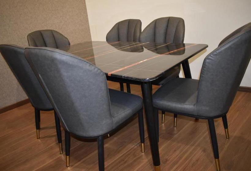 The Grand Hotel, Muzaffarpur