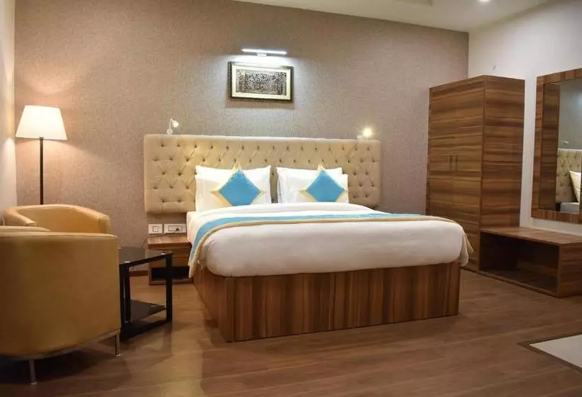 The Grand Hotel, Muzaffarpur