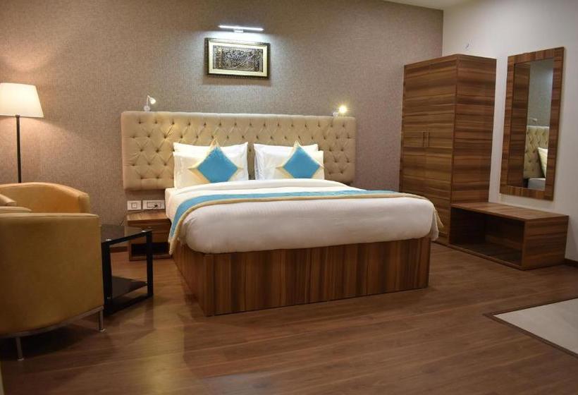 The Grand Hotel, Muzaffarpur