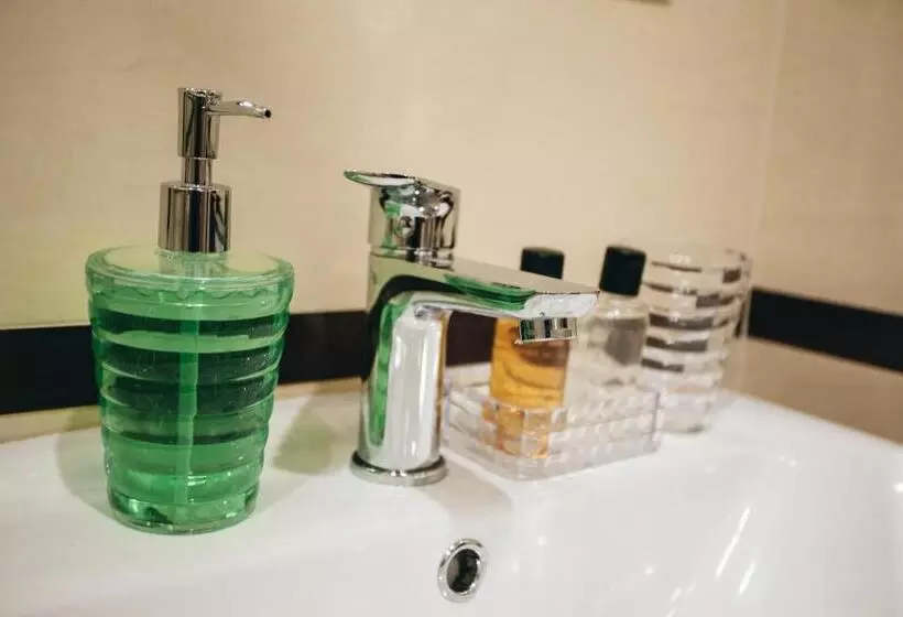 پانسیون 4rooms