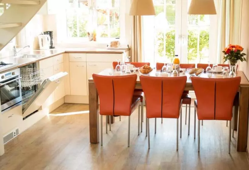 Lomakeskus Bungalow 6p