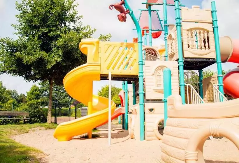 Lomakeskus Bungalow 6p