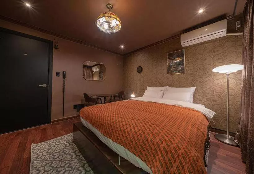 Shourin Hotel Cheonan By Aank