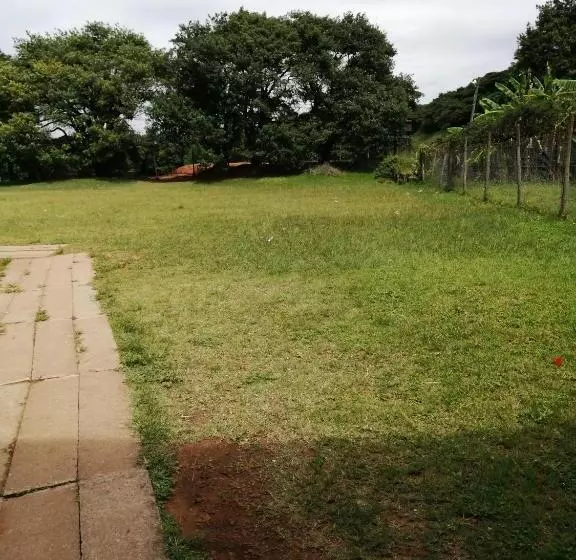 ユースホステル Dirkie Uys Backpackers